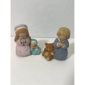 Vintage Ceramic Praying Children Figurine With Teddy Bear‎ DM 10/7/99 Nowell's
